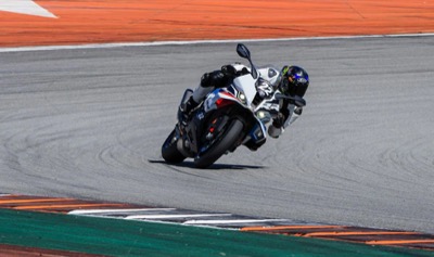 bmw-experience-hub-xp-magazine-racetrack-instructor-598x355.jpg
