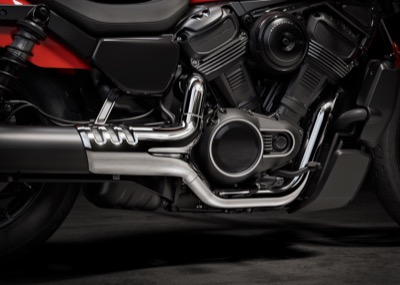 2026-nightster-special-edition-beauty-exhaust-ls.jpg