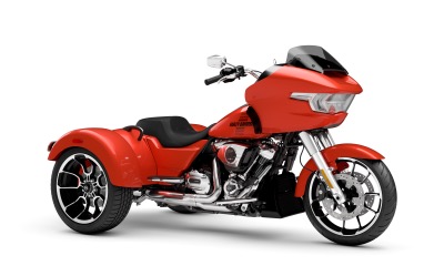 2026-road-glide-3-m72-motorcycle-07.jpg